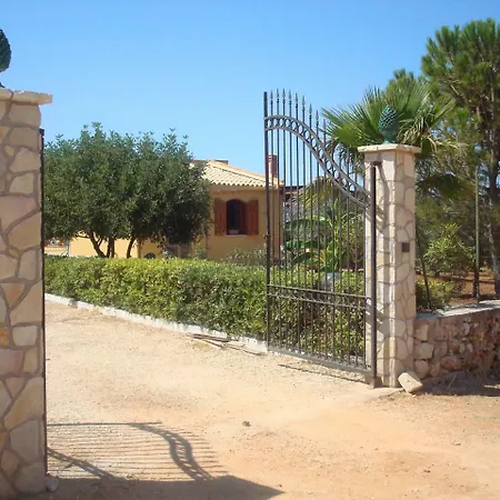 Holiday home Mediterraneo Castelluzzo